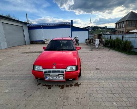 Красный Опель Кадет, объемом двигателя 1.6 л и пробегом 320 тыс. км за 1350 $, фото 1 на Automoto.ua