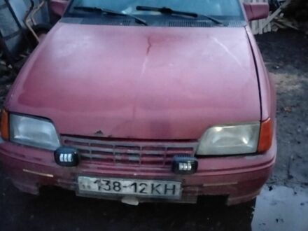 Опель Кадет 1987 в Ровно на Automoto.ua Красный Опель Кадет, объемом двигателя 1.4 л и пробегом 2 тыс. км за 1000 $, фото 1 на Automoto.ua