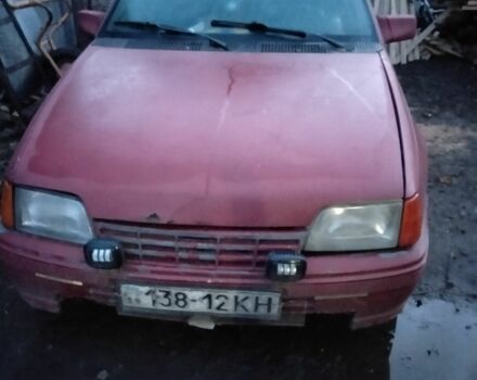 Красный Опель Кадет, объемом двигателя 1.4 л и пробегом 2 тыс. км за 1000 $, фото 1 на Automoto.ua
