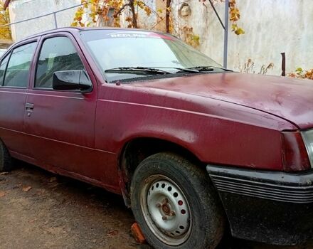 Красный Опель Кадет, объемом двигателя 1.6 л и пробегом 174 тыс. км за 999 $, фото 1 на Automoto.ua
