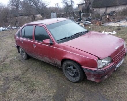 Красный Опель Кадет, объемом двигателя 1.6 л и пробегом 77 тыс. км за 710 $, фото 1 на Automoto.ua