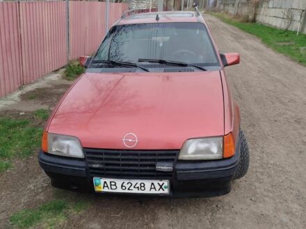Красный Опель Кадет, объемом двигателя 0 л и пробегом 50 тыс. км за 800 $, фото 1 на Automoto.ua