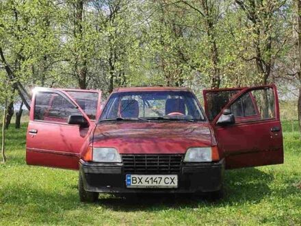 Опель Кадет 1988 у Ярмолинці на Automoto.ua Червоний Опель Кадет, об'ємом двигуна 1.3 л та пробігом 68 тис. км за 900 $, фото 1 на Automoto.ua