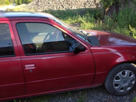 Опель Кадет 1988 в Каменское - Днепродзержинск на Automoto.ua Красный Опель Кадет, объемом двигателя 1.6 л и пробегом 3 тыс. км за 1160 $, фото 1 на Automoto.ua