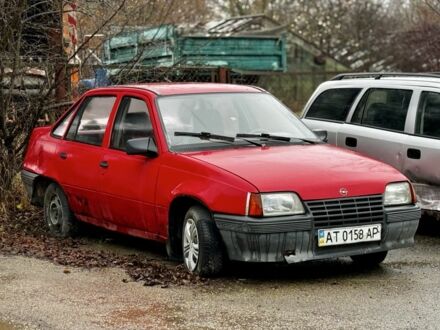 Красный Опель Кадет, объемом двигателя 1.3 л и пробегом 207 тыс. км за 399 $, фото 1 на Automoto.ua