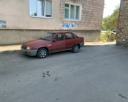 Красный Опель Кадет, объемом двигателя 1.6 л и пробегом 200 тыс. км за 850 $, фото 1 на Automoto.ua