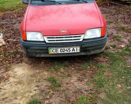 Красный Опель Кадет, объемом двигателя 1.4 л и пробегом 200 тыс. км за 1000 $, фото 1 на Automoto.ua