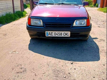 Опель Кадет 1991 в Днепре (Днепропетровске) на Automoto.ua Красный Опель Кадет, объемом двигателя 1.4 л и пробегом 54 тыс. км за 1250 $, фото 1 на Automoto.ua