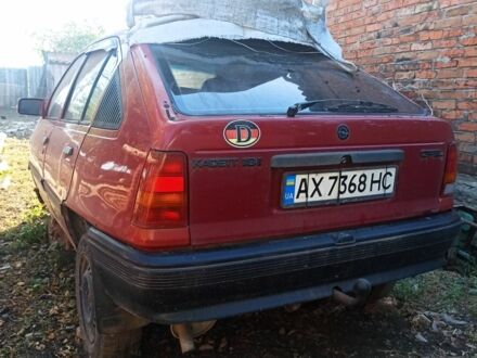 Красный Опель Кадет, объемом двигателя 1.8 л и пробегом 300 тыс. км за 418 $, фото 1 на Automoto.ua