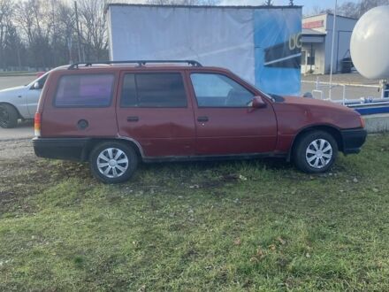 Красный Опель Кадет, объемом двигателя 1.6 л и пробегом 400 тыс. км за 700 $, фото 1 на Automoto.ua