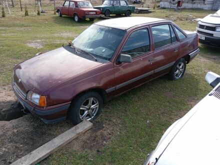 Красный Опель Кадет, объемом двигателя 1.6 л и пробегом 2 тыс. км за 600 $, фото 1 на Automoto.ua