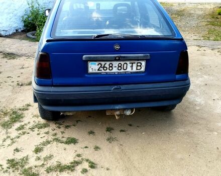 Опель Кадет, объемом двигателя 1.6 л и пробегом 300 тыс. км за 1200 $, фото 3 на Automoto.ua