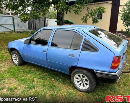 Опель Кадет, объемом двигателя 1.3 л и пробегом 30 тыс. км за 1600 $, фото 2 на Automoto.ua