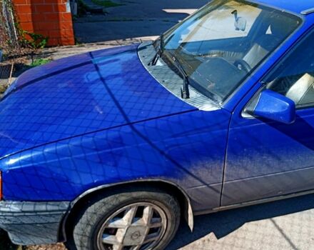 Опель Кадет, объемом двигателя 1.6 л и пробегом 300 тыс. км за 500 $, фото 3 на Automoto.ua