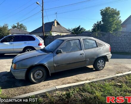Опель Кадет, объемом двигателя 1.3 л и пробегом 300 тыс. км за 300 $, фото 1 на Automoto.ua