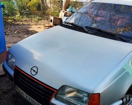 Опель Кадет, об'ємом двигуна 1.3 л та пробігом 350 тис. км за 1300 $, фото 2 на Automoto.ua