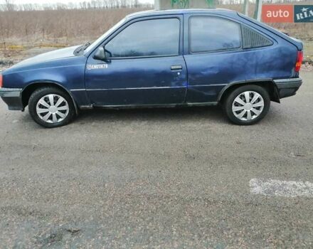 Опель Кадет, объемом двигателя 1.6 л и пробегом 300 тыс. км за 1000 $, фото 8 на Automoto.ua