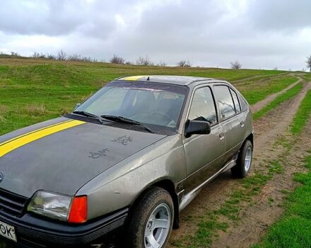Опель Кадет, объемом двигателя 1.5 л и пробегом 200 тыс. км за 1100 $, фото 1 на Automoto.ua
