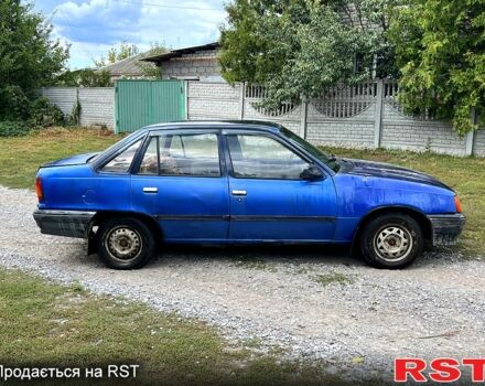 Опель Кадет, объемом двигателя 1.6 л и пробегом 200 тыс. км за 350 $, фото 3 на Automoto.ua