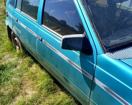 Опель Кадет, объемом двигателя 1.7 л и пробегом 0 тыс. км за 1000 $, фото 2 на Automoto.ua