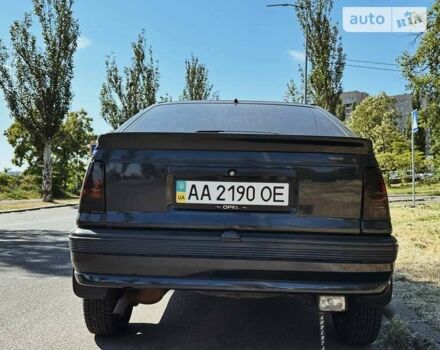 Опель Кадет, объемом двигателя 1.6 л и пробегом 210 тыс. км за 1200 $, фото 6 на Automoto.ua