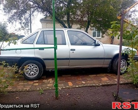 Опель Кадет, объемом двигателя 1.3 л и пробегом 303 тыс. км за 600 $, фото 3 на Automoto.ua