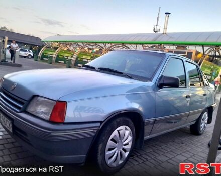 Опель Кадет, об'ємом двигуна 1.6 л та пробігом 200 тис. км за 1700 $, фото 4 на Automoto.ua