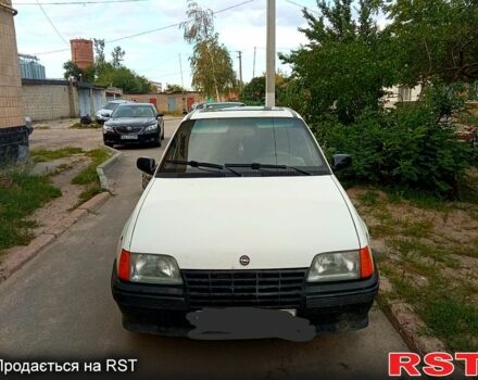 Опель Кадет, объемом двигателя 1.6 л и пробегом 270 тыс. км за 1200 $, фото 2 на Automoto.ua