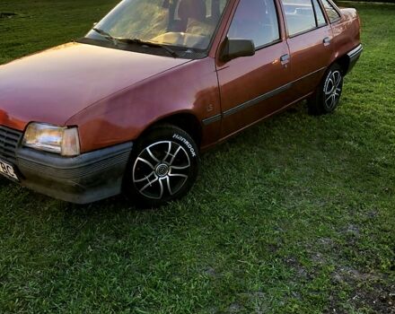 Опель Кадет, объемом двигателя 1.3 л и пробегом 200 тыс. км за 1400 $, фото 1 на Automoto.ua