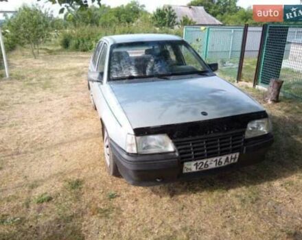 Опель Кадет, объемом двигателя 1.6 л и пробегом 180 тыс. км за 1400 $, фото 8 на Automoto.ua