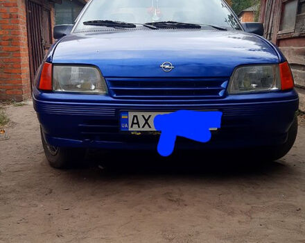 Опель Кадет, объемом двигателя 1.6 л и пробегом 0 тыс. км за 1100 $, фото 1 на Automoto.ua