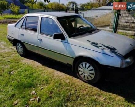 Опель Кадет, объемом двигателя 1.6 л и пробегом 180 тыс. км за 1400 $, фото 6 на Automoto.ua