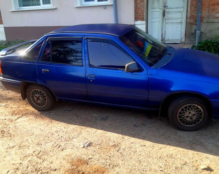 Опель Кадет, объемом двигателя 1.6 л и пробегом 0 тыс. км за 1100 $, фото 5 на Automoto.ua