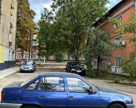 Опель Кадет 1990 в Днепре (Днепропетровске) на Automoto.ua Опель Кадет, объемом двигателя 1.3 л и пробегом 11 тыс. км за 850 $, фото 4 на Automoto.ua
