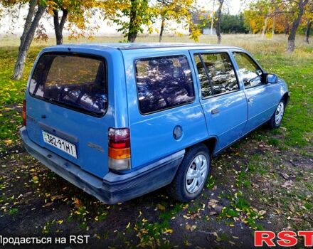 Опель Кадет, объемом двигателя 1.3 л и пробегом 200 тыс. км за 1400 $, фото 5 на Automoto.ua