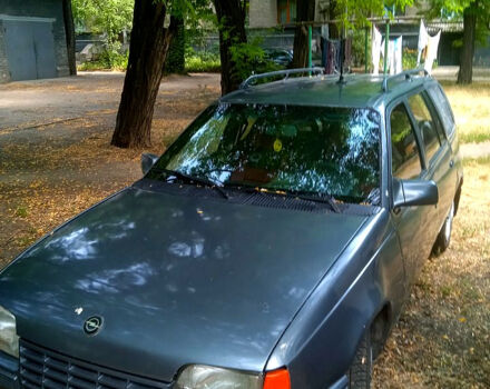 Опель Кадет, объемом двигателя 1.3 л и пробегом 0 тыс. км за 710 $, фото 4 на Automoto.ua