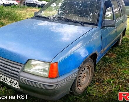 Опель Кадет, объемом двигателя 1.3 л и пробегом 0 тыс. км за 450 $, фото 2 на Automoto.ua