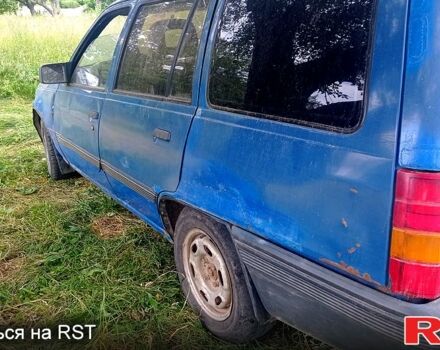 Опель Кадет, объемом двигателя 1.3 л и пробегом 0 тыс. км за 450 $, фото 4 на Automoto.ua