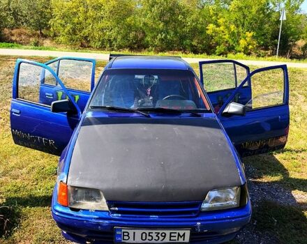 Опель Кадет, об'ємом двигуна 2 л та пробігом 0 тис. км за 1400 $, фото 1 на Automoto.ua