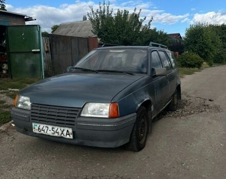 Опель Кадет, объемом двигателя 1.3 л и пробегом 333 тыс. км за 850 $, фото 1 на Automoto.ua