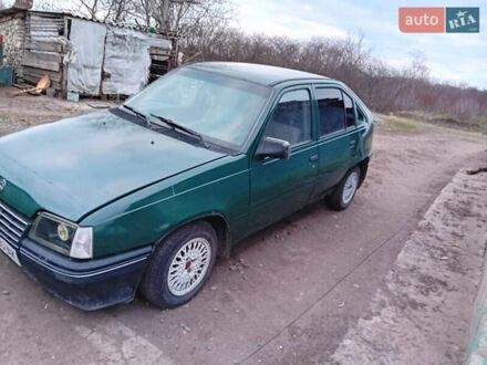 Опель Кадет, объемом двигателя 1.2 л и пробегом 200 тыс. км за 900 $, фото 1 на Automoto.ua