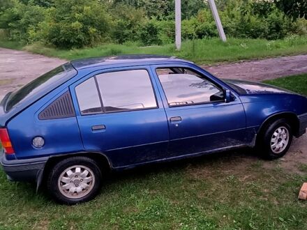 Опель Кадет 1987 в Каменце-Подольском на Automoto.ua Опель Кадет, объемом двигателя 1.3 л и пробегом 0 тыс. км за 800 $, фото 1 на Automoto.ua