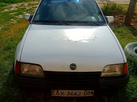 Опель Кадет 1988 в Харькове на Automoto.ua Опель Кадет, объемом двигателя 1.8 л и пробегом 100 тыс. км за 850 $, фото 1 на Automoto.ua