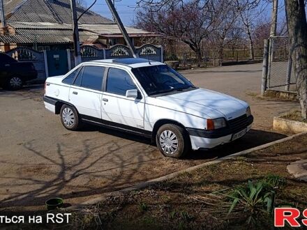 Опель Кадет 1988 у Вознесенске на Automoto.ua Опель Кадет, об'ємом двигуна 18 л та пробігом 0 тис. км за 850 $, фото 1 на Automoto.ua