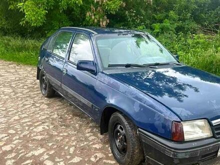 Опель Кадет 1989 в Умани на Automoto.ua Опель Кадет, объемом двигателя 1.3 л и пробегом 400 тыс. км за 400 $, фото 1 на Automoto.ua