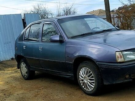 Опель Кадет 1991 у Новоархангельске на Automoto.ua Опель Кадет, об'ємом двигуна 14 л та пробігом 99 тис. км за 500 $, фото 1 на Automoto.ua