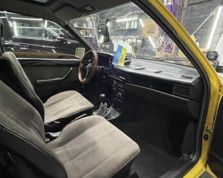 Жовтий Опель Кадет, об'ємом двигуна 1.6 л та пробігом 300 тис. км за 1400 $, фото 11 на Automoto.ua