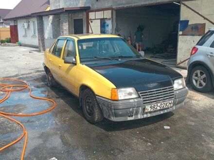 Опель Кадет 1990 в Мироновке на Automoto.ua Желтый Опель Кадет, объемом двигателя 1.6 л и пробегом 88 тыс. км за 650 $, фото 1 на Automoto.ua