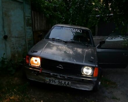 Сірий Опель Кадет, об'ємом двигуна 1.5 л та пробігом 250 тис. км за 600 $, фото 4 на Automoto.ua