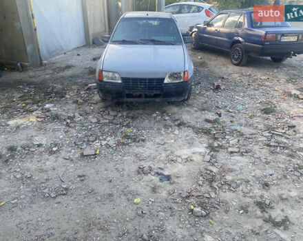 Серый Опель Кадет, объемом двигателя 1.6 л и пробегом 300 тыс. км за 700 $, фото 4 на Automoto.ua